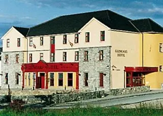 Отель Glen Oaks 2*